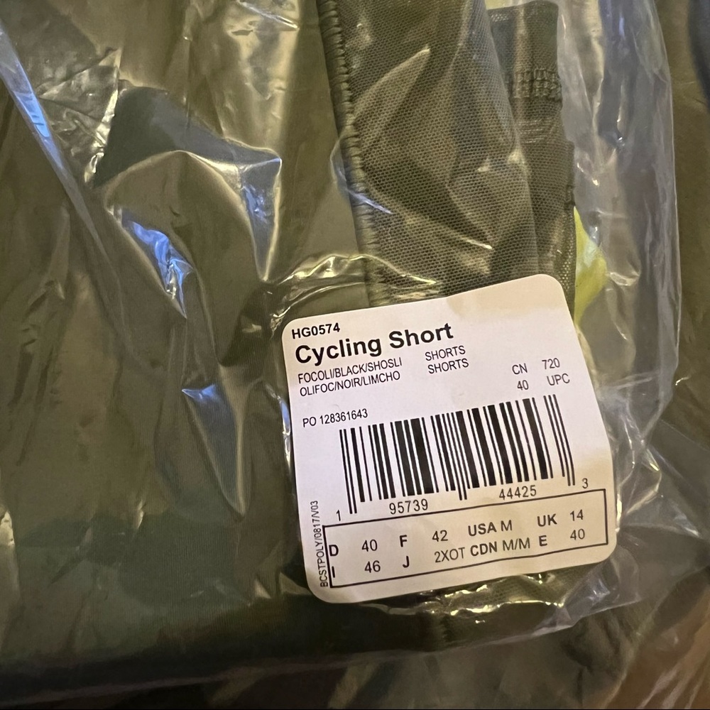 IVY PARK x Adidas x Peloton Cycling Shorts in Focus Olive - Picture 2 of 4